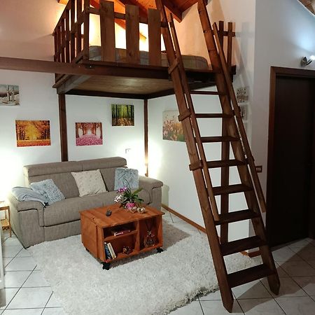 Casa Valletta Mezzomerico Экстерьер фото